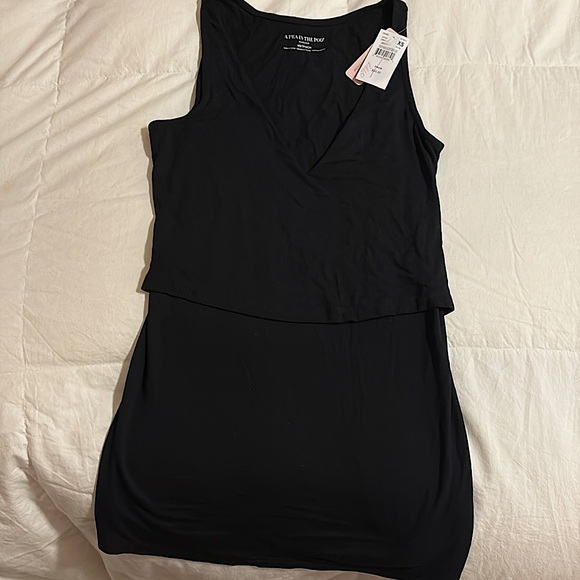 Pea in the pod, never used XS nursing tank - Picture 1 of 3